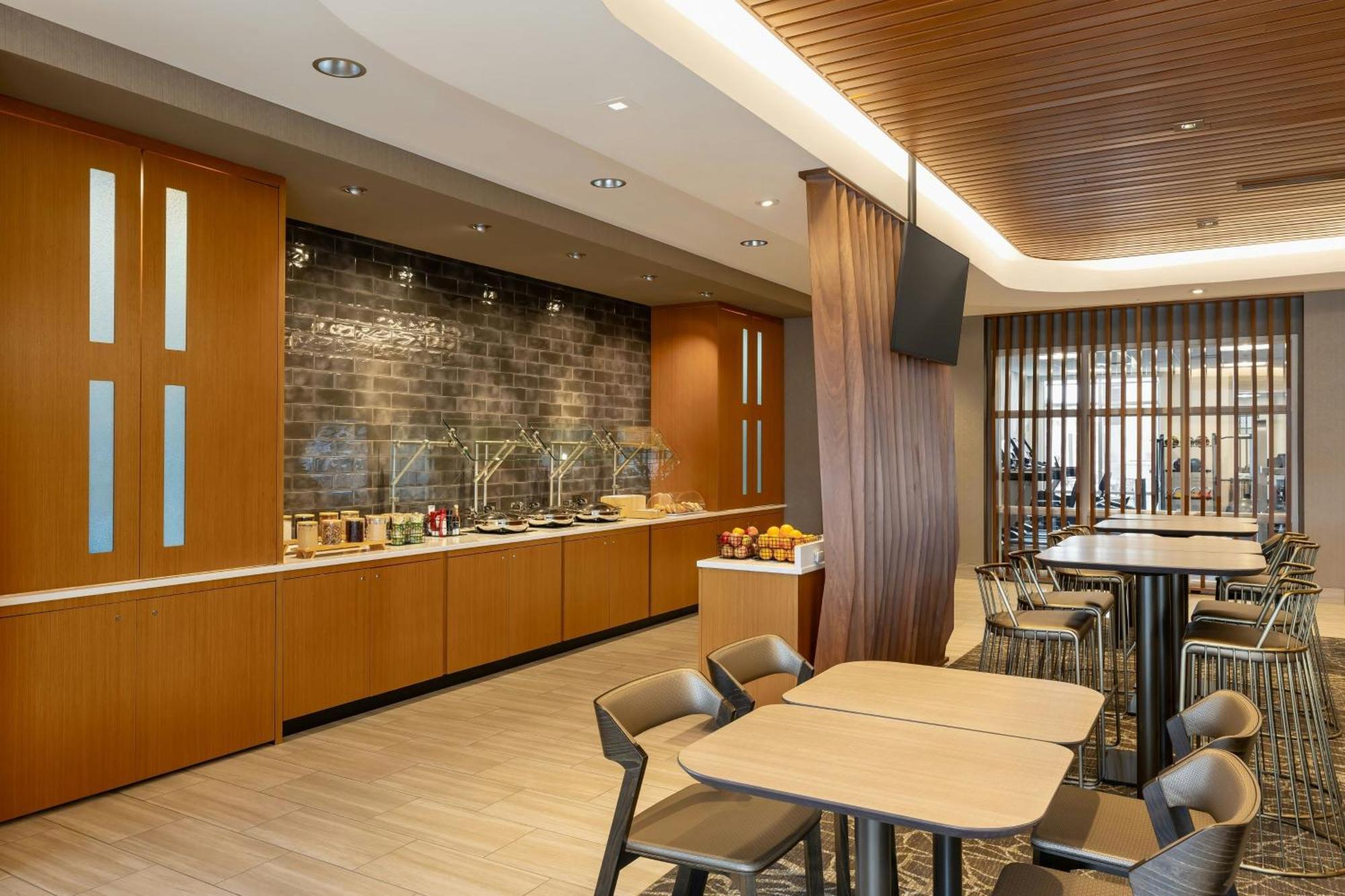 Springhill Suites By Marriott Fargo Extérieur photo